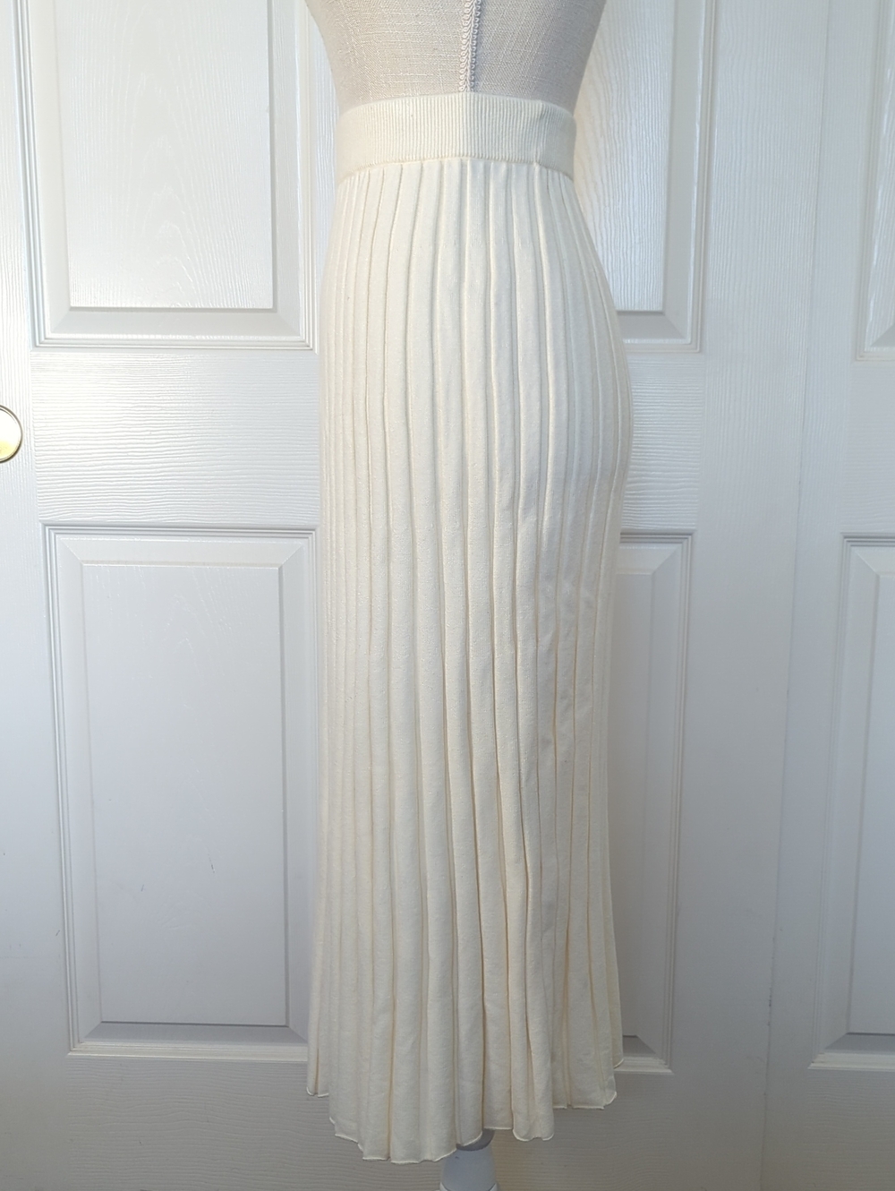 & Other Stories Rib Knit Midi Skirt - Picture 6 of 10